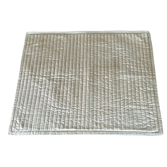 Ann Gish Silk Charmeuse Jumbo Pillow Sham Set Champagne Channel Quilt 29x35 FLAW - Picture 2 of 13